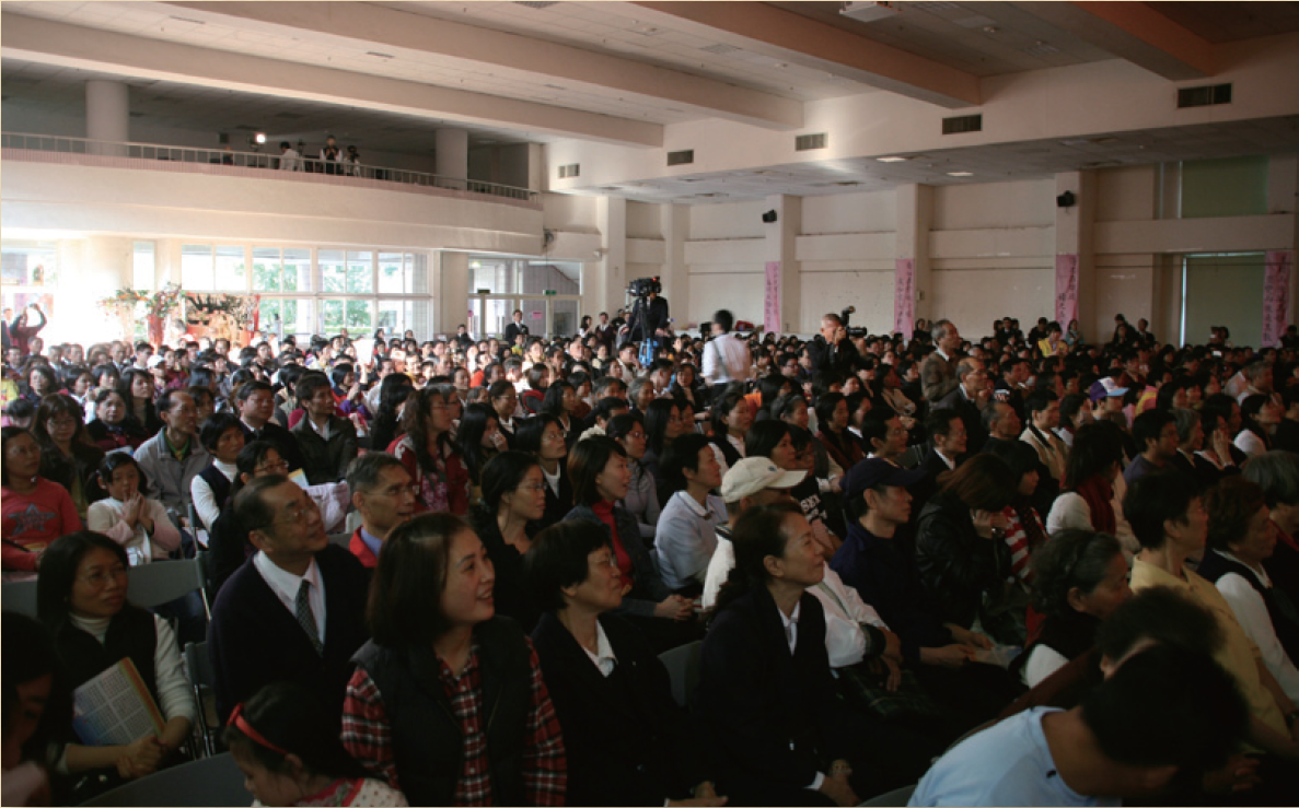 2010 於台北市百齡高中舉辦孝親感恩活動剪影